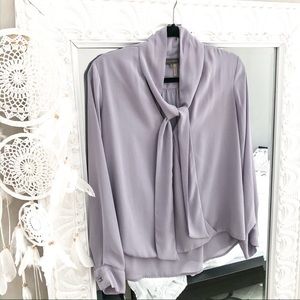 Vince Camuto bow tie long sleeve top lavender M
